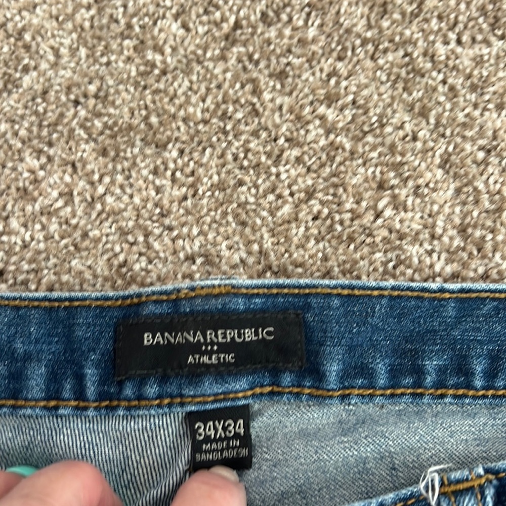 Banana Republic Men’s Athletic Jeans 34 x 34